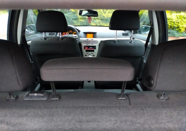Opel Astra cena 14890 przebieg: 143800, rok produkcji 2008 z Wieliczka małe 529